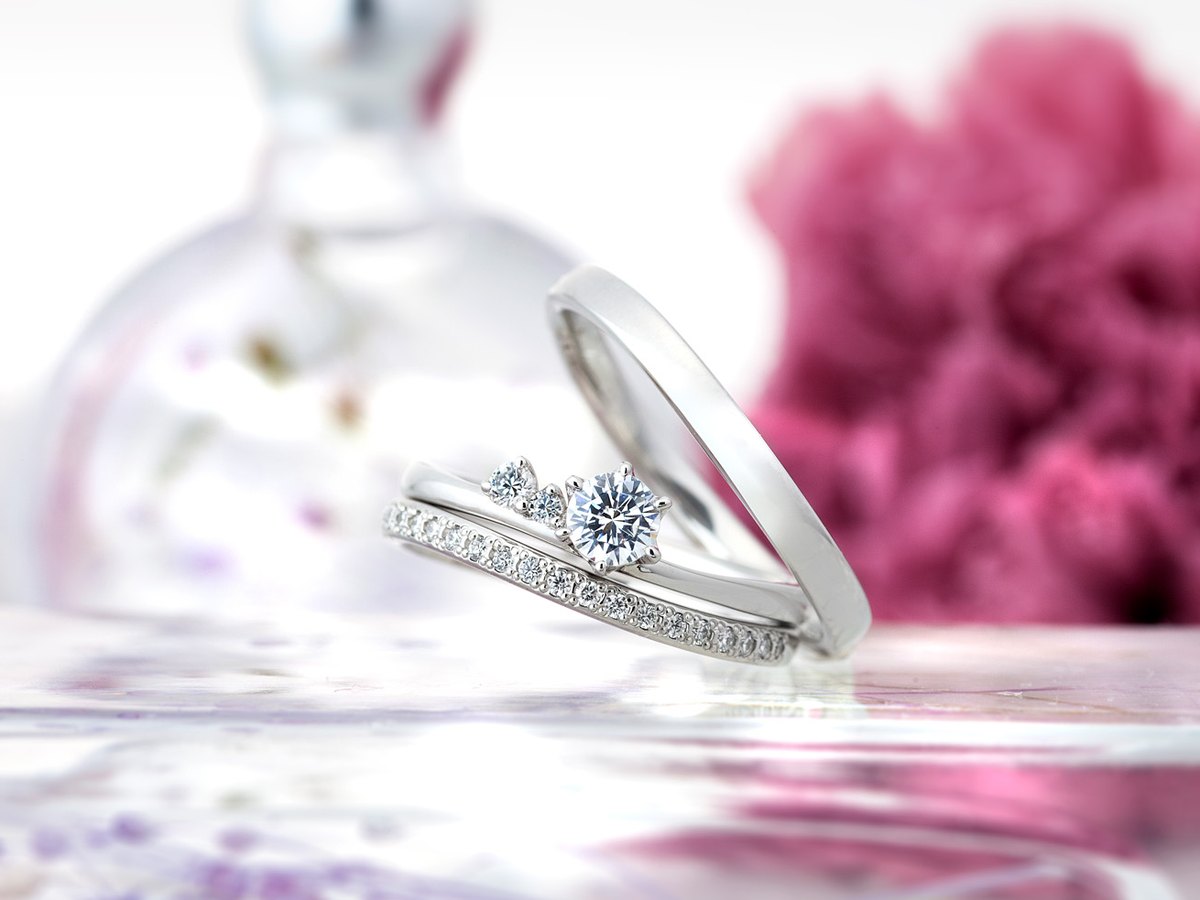 Jasmine（ジャスミン）の結婚指輪・婚約指輪｜エメルワール