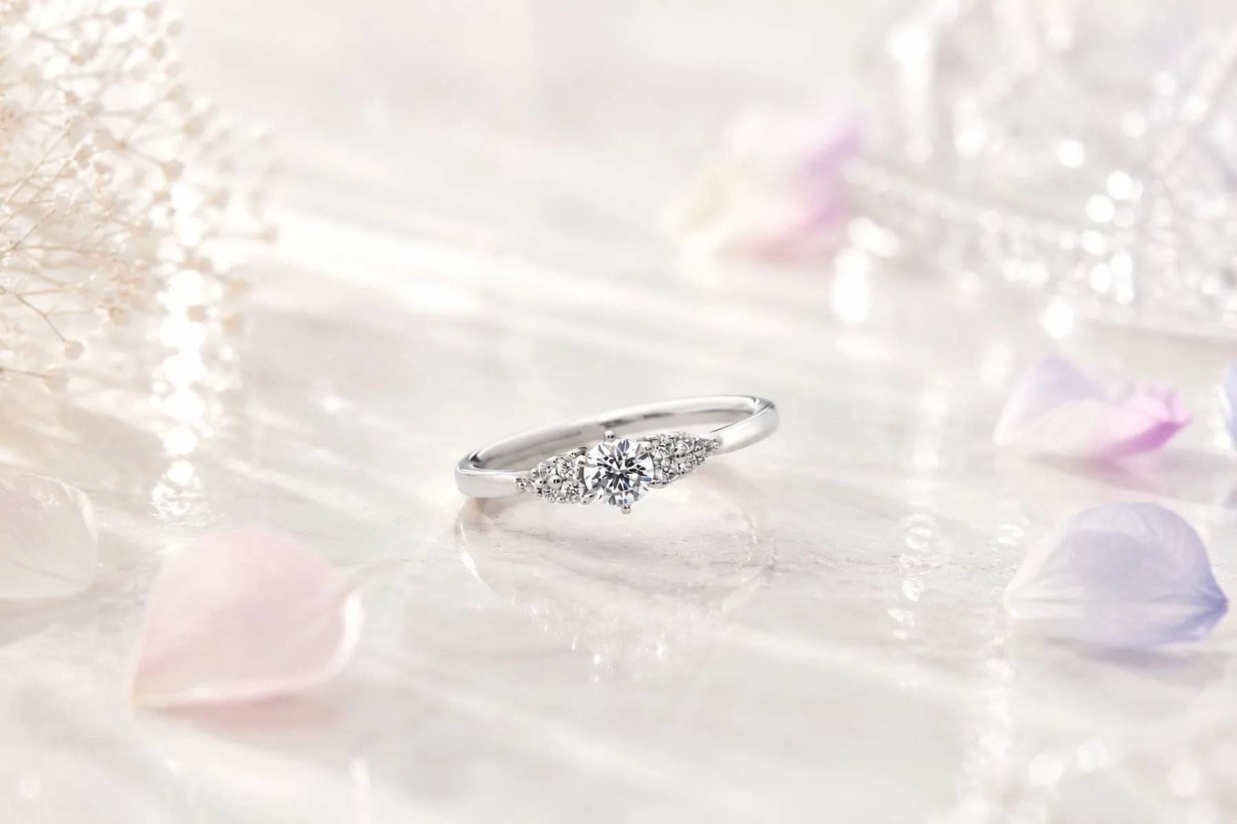 エメルワール レモングラス（Lemongrass）の婚約指輪 - TAKEUCHI BRIDAL 金沢・野々市店で試着できるブライダルリング